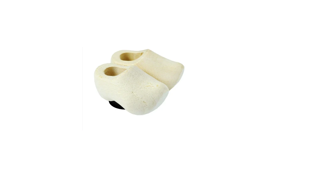 Magnet - Wooden Shoe Pair - Sanded