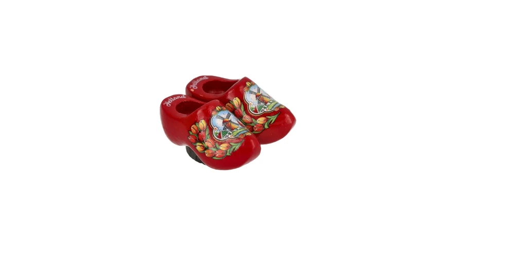 Magnet - Wooden Shoe Pair - Red