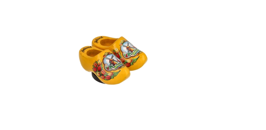 Magnet - Wooden Shoe Pair - Yellow